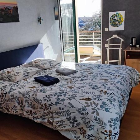 Grande Chambre Sdb Privee Avec Balcon ลันยง ภายนอก รูปภาพ