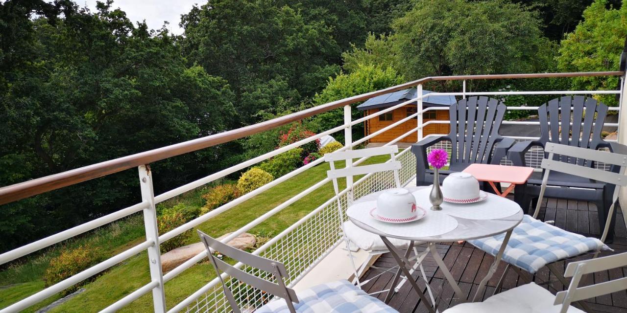 Grande Chambre Sdb Privee Avec Balcon ลันยง ภายนอก รูปภาพ